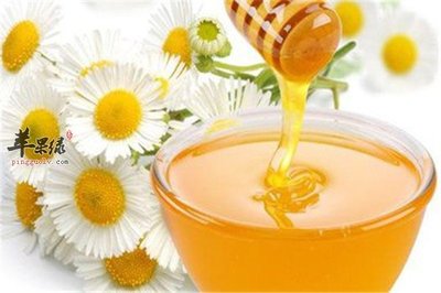 纯蜂蜜可以吃多少毫升啊,蜂蜜最多喝多少