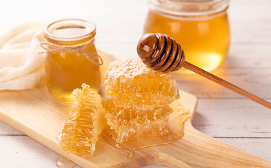 网上买的有真蜂蜜吗(网上购买的蜂蜜是真的吗)